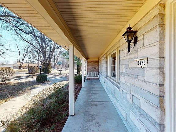 2nd image of 2473 Bella Vista Dr