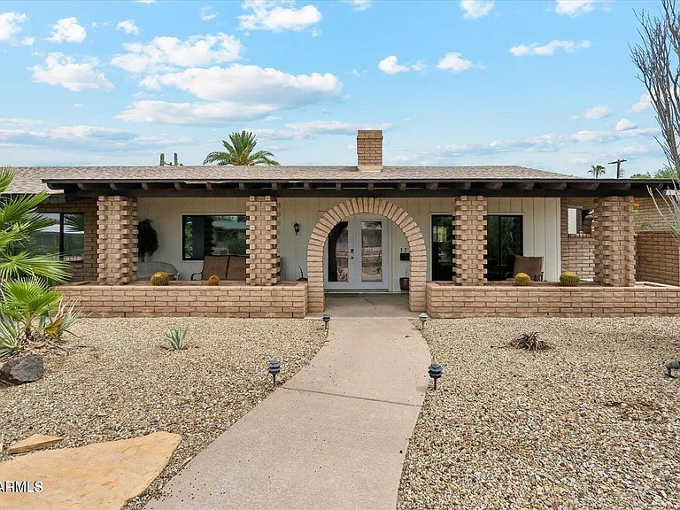 3732 E Glenrosa Ave — Photo 7