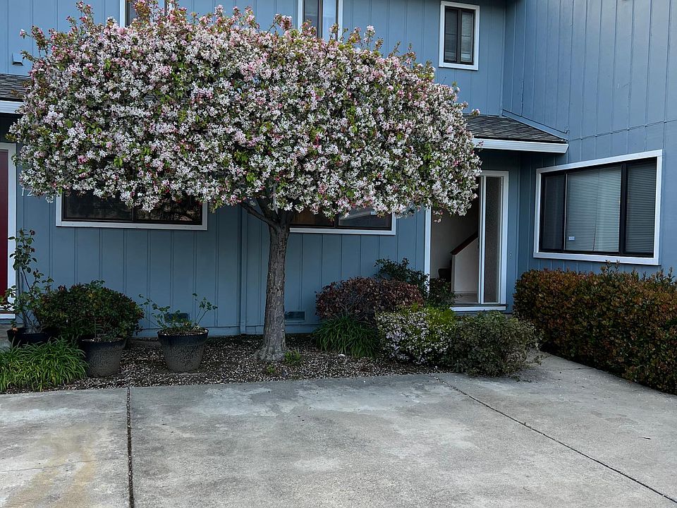 1st image of 12093 Atrium Dr