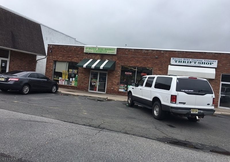 1st image of 342 Main St