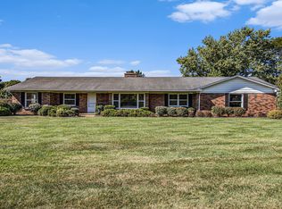 5644 Blue Grass Ln, Saline, MI