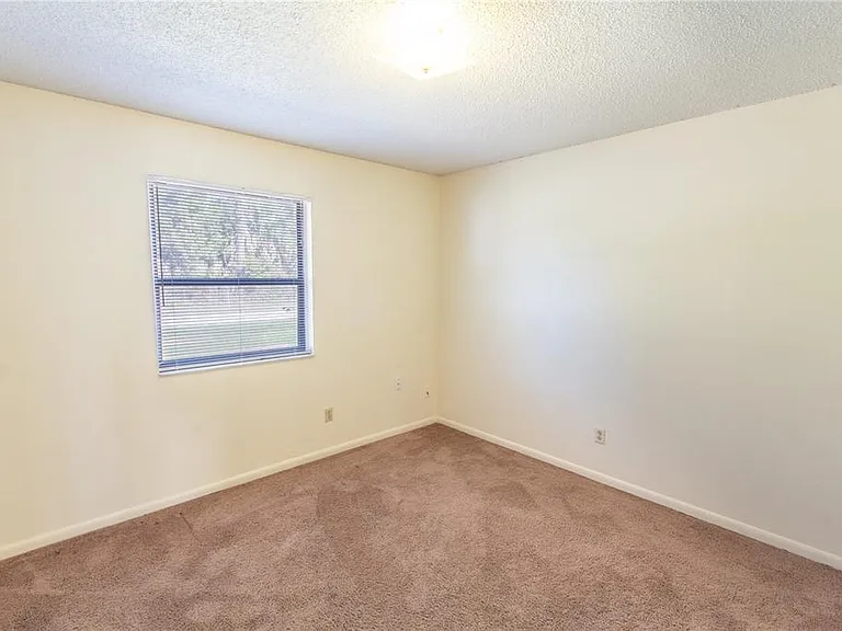 709 Mosley Rd — Photo 12