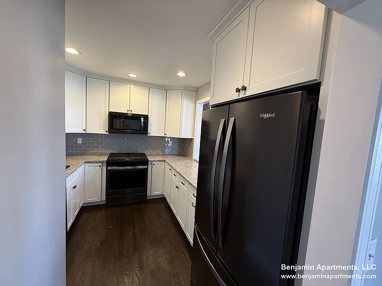 60 Florida St #1 — Photo 7