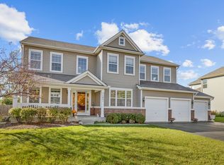 11451 Fitzgerald Ln, Huntley, IL 60142