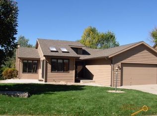 4768 Ridgecrest Ct, Rapid City, SD 57702