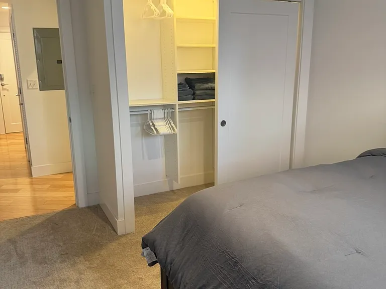 25 High St #206 — Photo 4