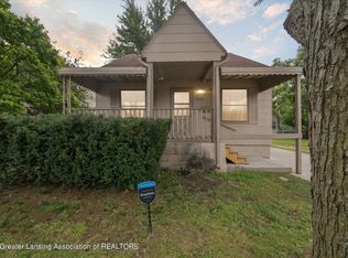 8060 Essex Ave, Warren, MI 48089