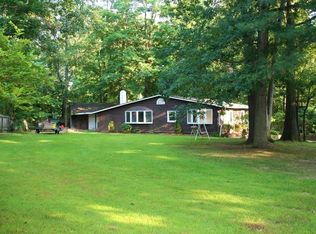 11 Peninsula Dr, Lunenburg, MA 01462