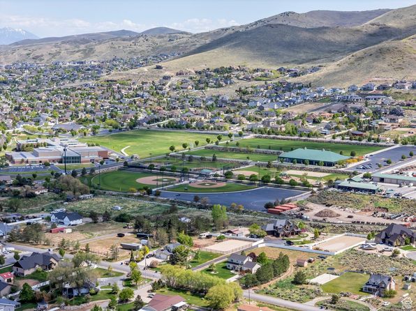 6502 W Dirassy Dr, Herriman, UT 84096