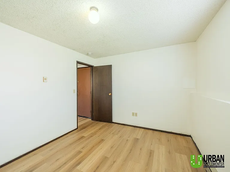 13211 E Skyview Ave — Photo 8