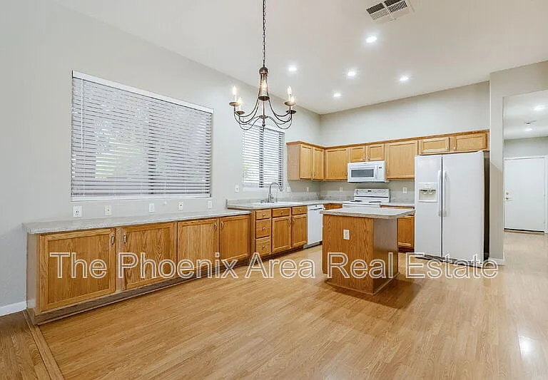 3355 E Los Altos Rd — Photo 17