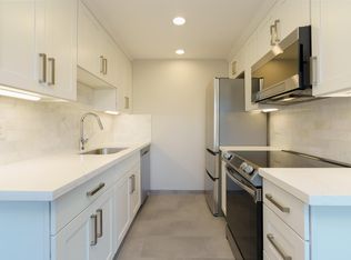 1426 NW 61st St #2, Seattle, WA 98107