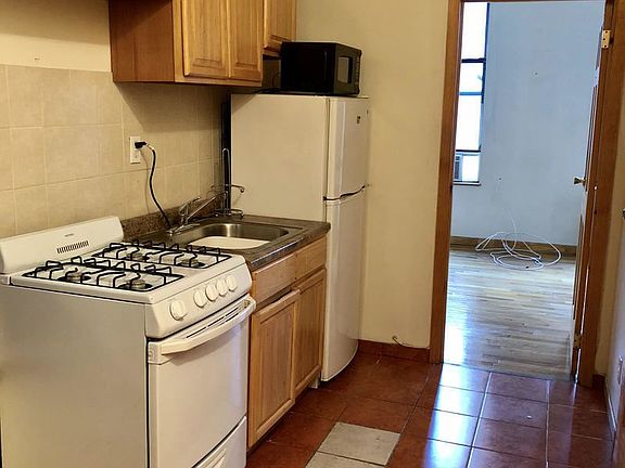 3rd image of 508 9th Ave APT 3RN