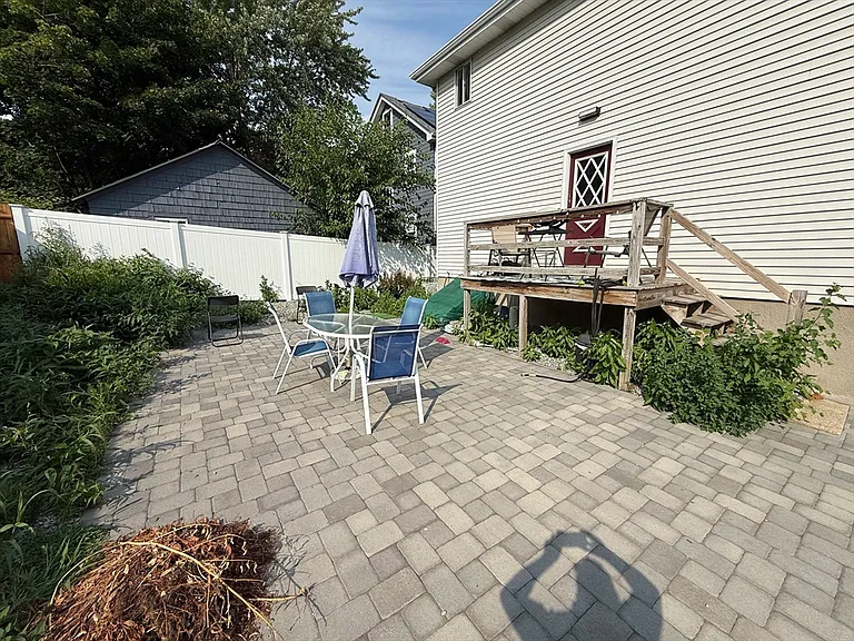 50 Gilbert St #50 — Photo 10