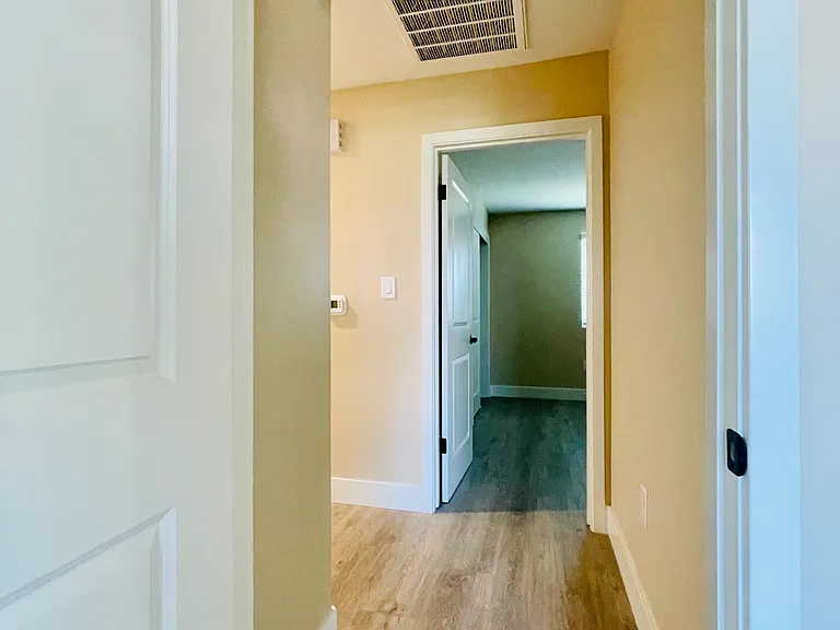 207 E 3rd St — Photo 11