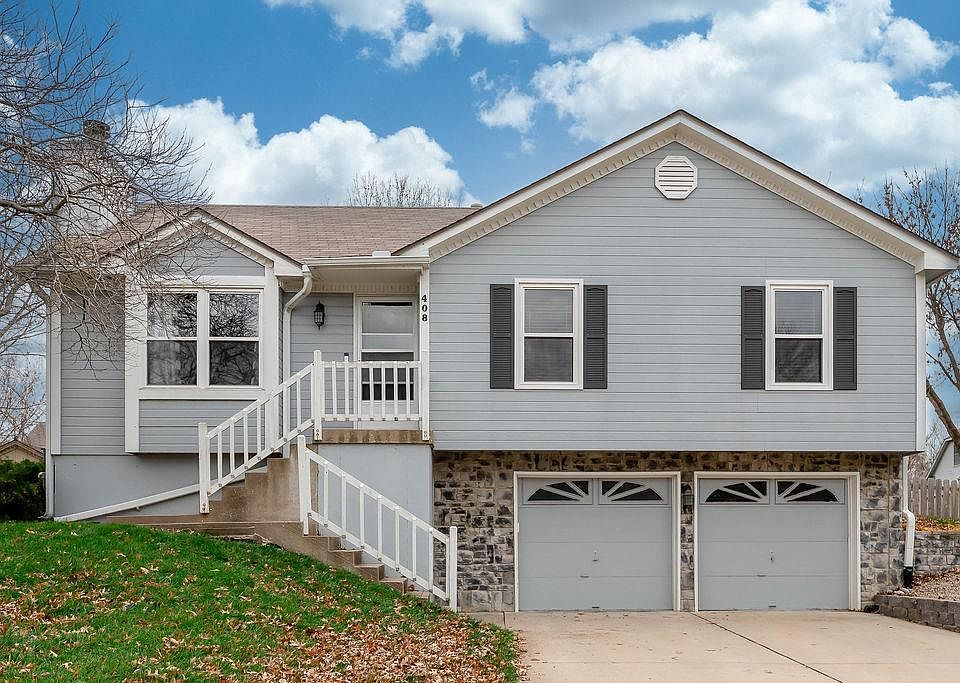 1st image of 408 SE Onyx Dr