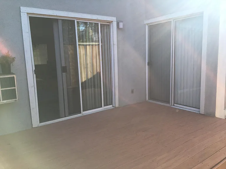 64 Peters Ave — Photo 13