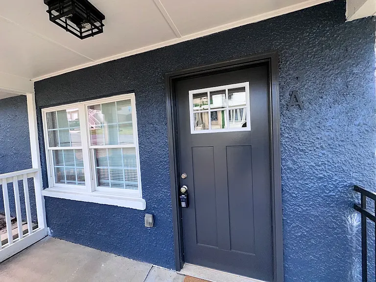 207 South Ave SE — Photo 9