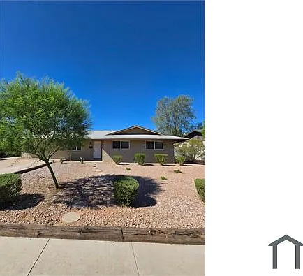 620 E Broadway Ln — Photo 2