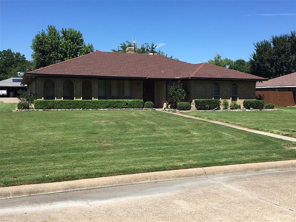 1st image of 111 Sunview Dr