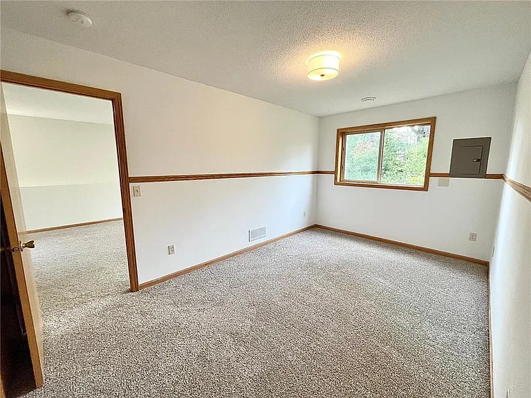 23040 Bittersweet St NW — Photo 11