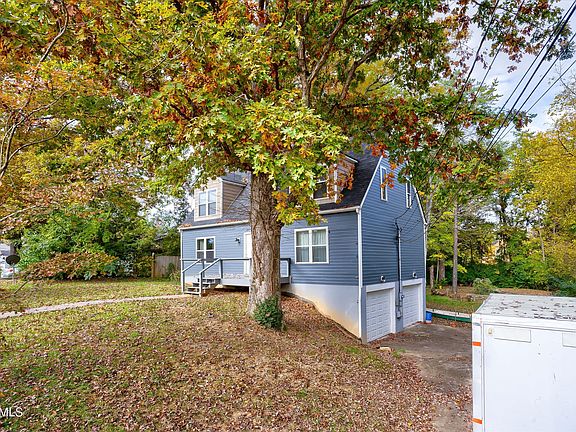 2nd image of 1341 NE Fieldwood Dr