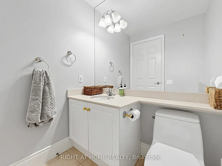 123 Eglinton Ave E #Penthouse 4 — Photo 29