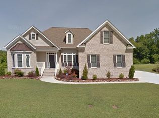 547 Cedar Ridge Dr, Winterville, NC 28590
