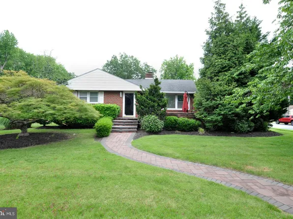 628 Mercer St, Cherry Hill, NJ 08002