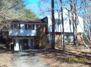 504 River Oak Dr, Danville, VA 24541