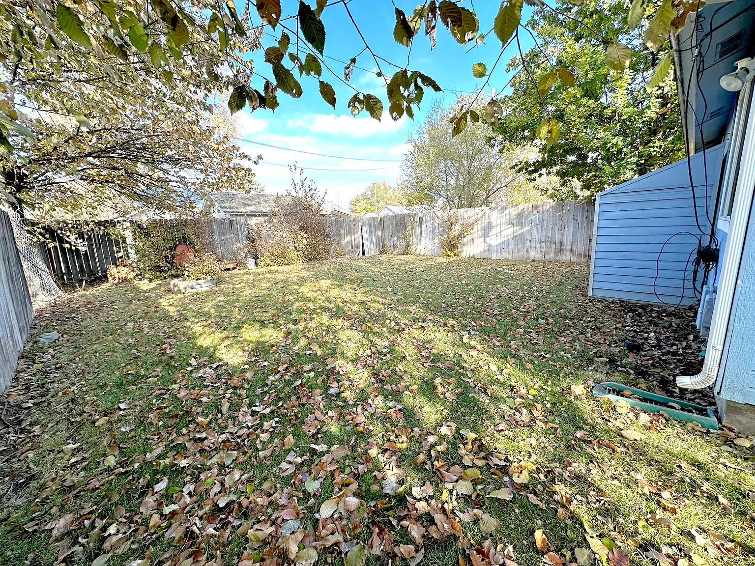 2 bed, 1000 sqft, $1,695 — Photo 3