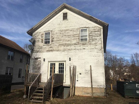 4th image of 59 Round Lake Ave