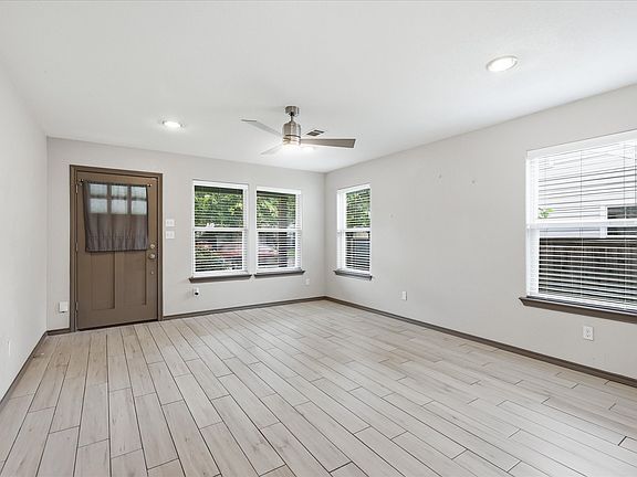 2nd image of 1804 Glenmore Ave