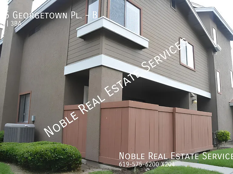 526 Georgetown Pl #B — Photo 2