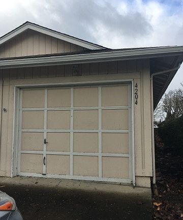 2nd image of 4204 Evergreen St SE #4204