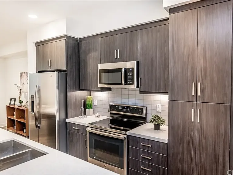 832 Aloe Pl — Photo 7