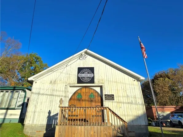 76 1st St #70, Bolivar, NY 14715