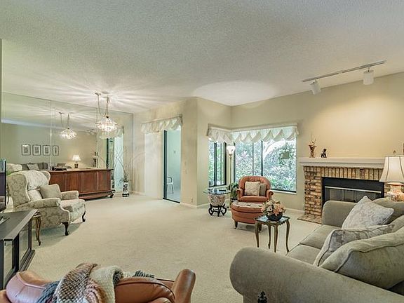 4th image of 3041 Landmark Blvd APT 903