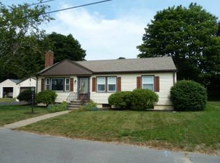29 Crescent View Ave, Cape Elizabeth, ME 04107