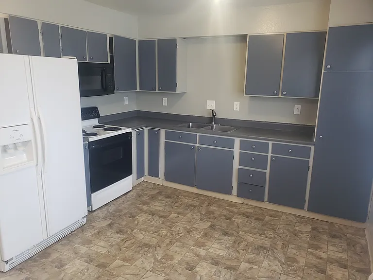 532 N Bunn St #6 — Photo 5
