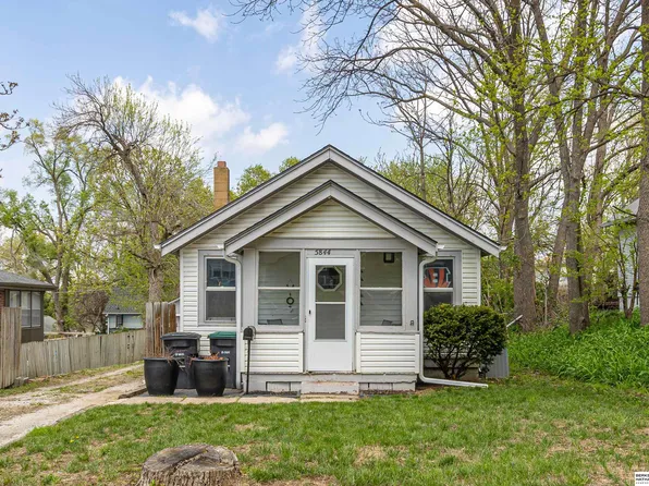 5844 Spaulding St, Omaha, NE 68104