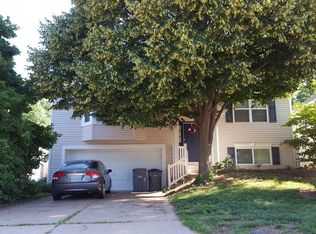 213 Mondair Dr, O'Fallon, MO 63368