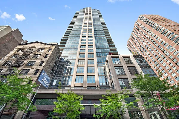 Rented by (Legacy) Elegran | media 27