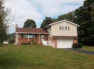 502 Evansville Rd, Berwick, PA 18603