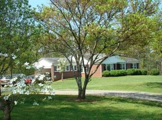 6881 Greedy Hwy, Hickory, NC 28602