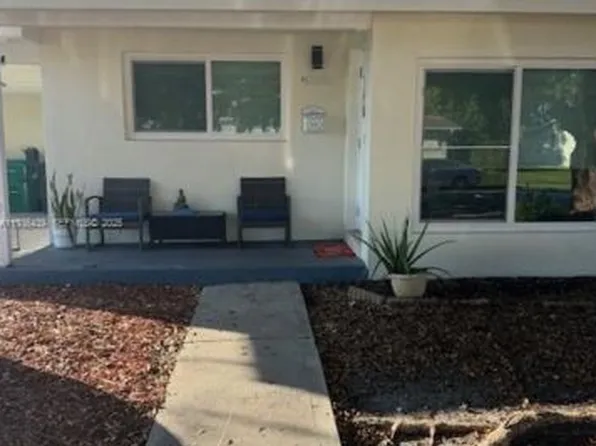 9385 Jamaica Dr, Cutler Bay, FL 33189