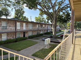 7510 Shadyvilla Ln, Houston, TX 77055
