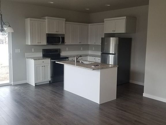 2nd image of 2221 Ison Ct #101