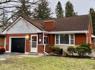 172 Elgin Cres, Waterloo, ON N2J2S6