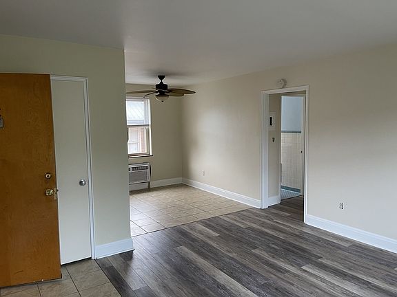 2nd image of 2213 Washington St E APT C